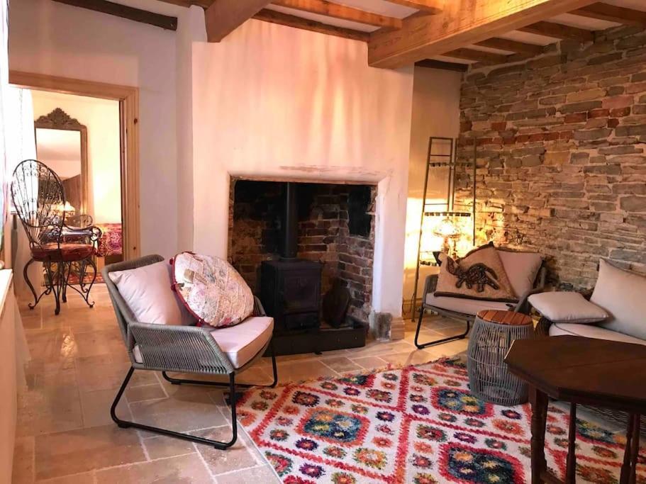 Priory Meadow Cottage Long Bennington Εξωτερικό φωτογραφία