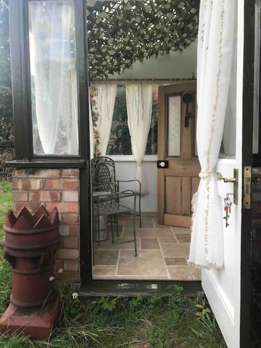 Priory Meadow Cottage Long Bennington Εξωτερικό φωτογραφία